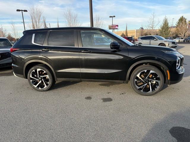 used 2024 Mitsubishi Outlander car, priced at $22,999