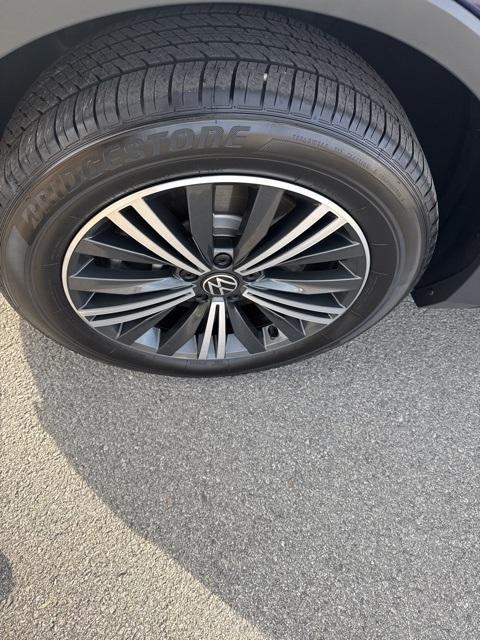 used 2024 Volkswagen Tiguan car, priced at $24,999