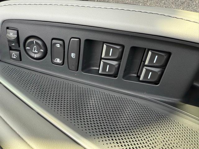 new 2026 Acura MDX car, priced at $60,750