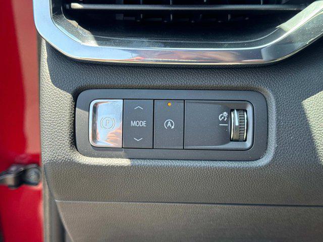 new 2025 GMC Acadia car, priced at $50,325