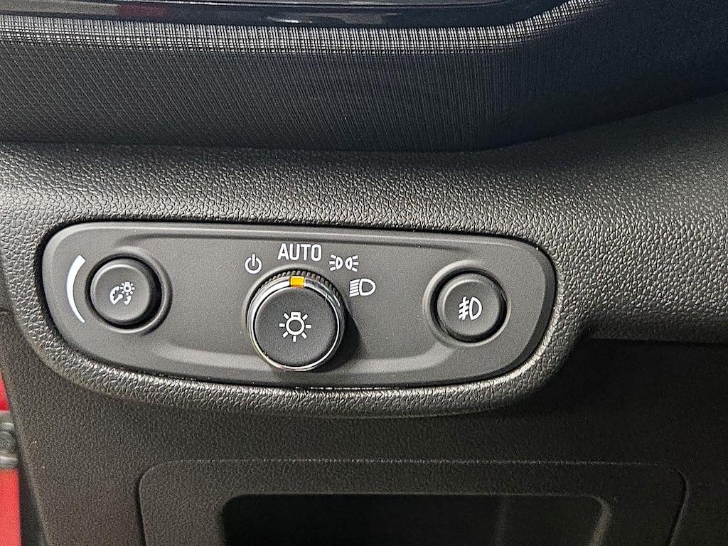 used 2021 Chevrolet TrailBlazer car, priced at $18,998