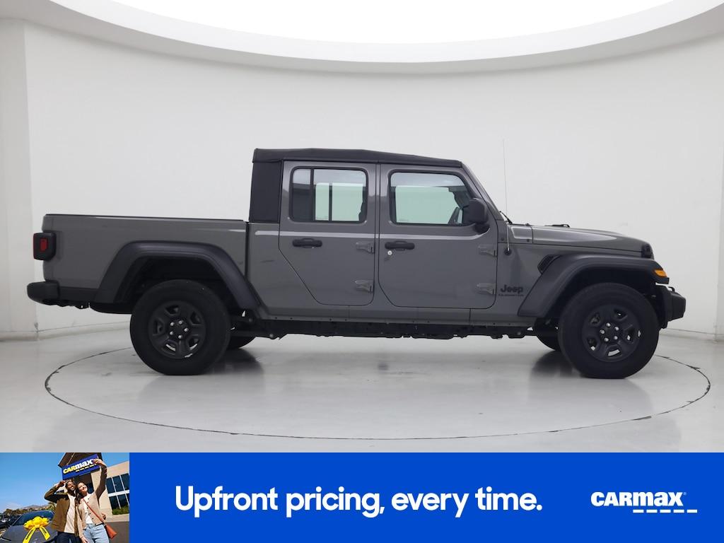 used 2021 Jeep Gladiator car, priced at $26,998