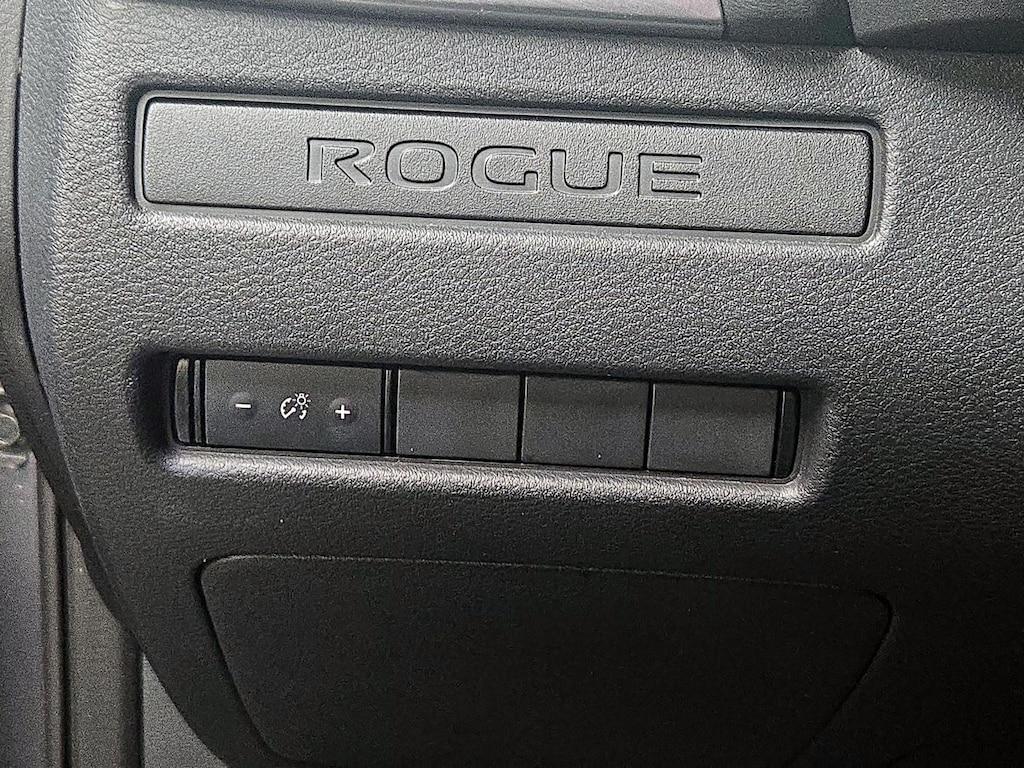 used 2022 Nissan Rogue car, priced at $18,998