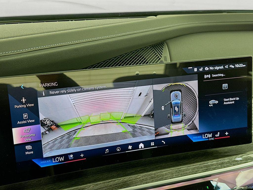 new 2025 BMW 760 car, priced at $129,630