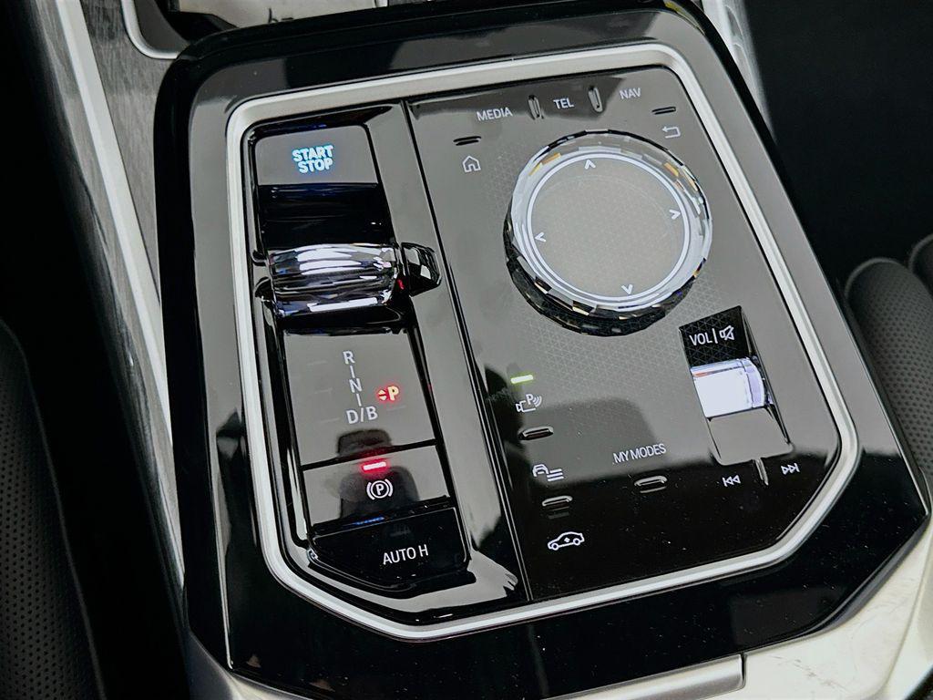 used 2025 BMW i7 car, priced at $120,530