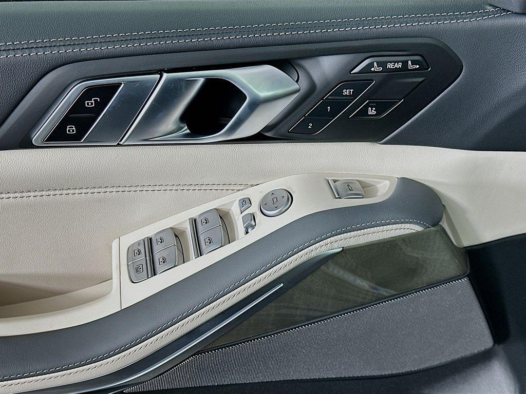 used 2025 BMW X7 car, priced at $121,255