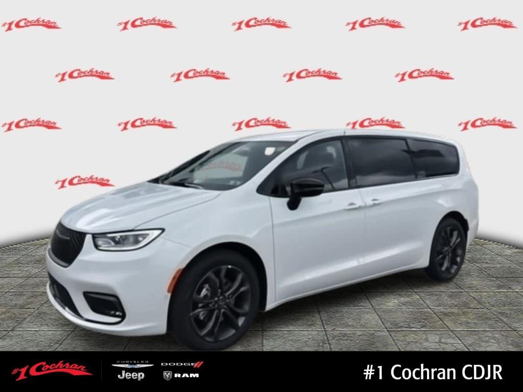 new 2026 Chrysler Pacifica car, priced at $46,100