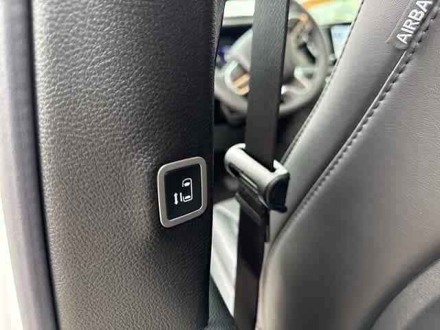 new 2026 Chrysler Pacifica car, priced at $46,100