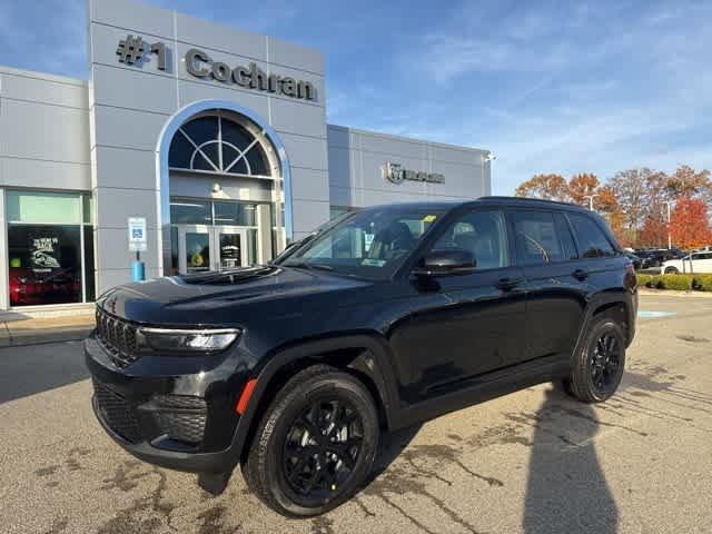 new 2025 Jeep Grand Cherokee car, priced at $43,508