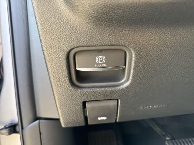 new 2025 Jeep Grand Cherokee car, priced at $42,683