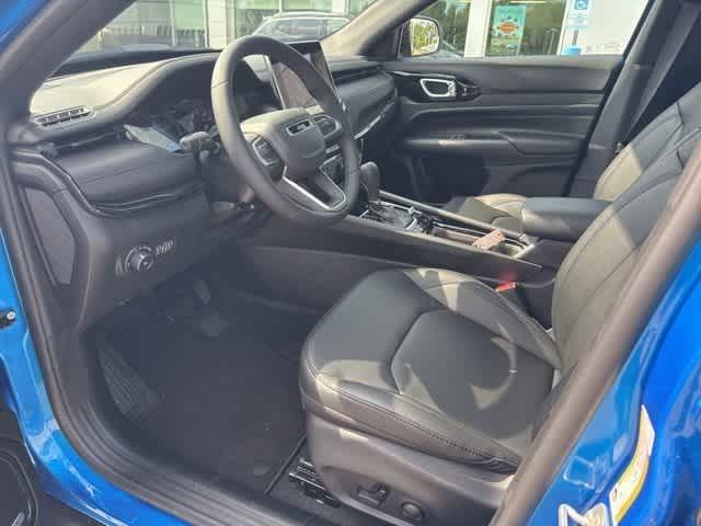 new 2025 Jeep Compass car, priced at $33,945