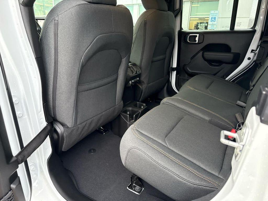 new 2026 Jeep Wrangler car, priced at $43,237