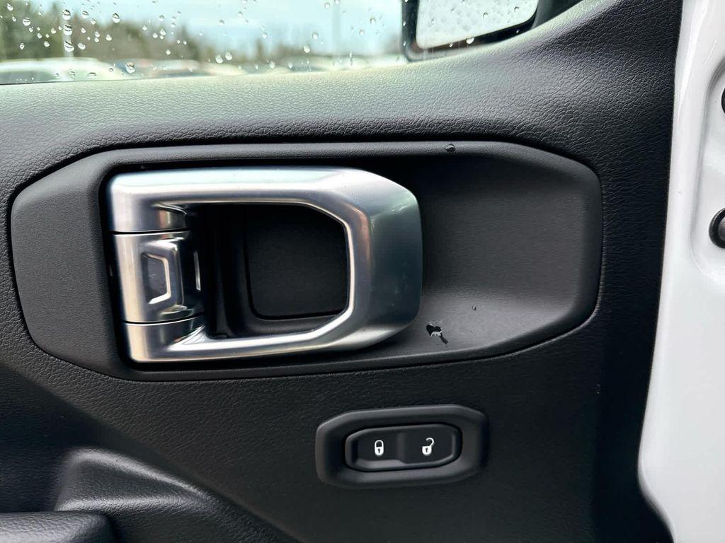 new 2026 Jeep Wrangler car, priced at $43,212