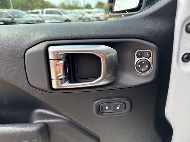 new 2025 Jeep Gladiator car, priced at $45,479