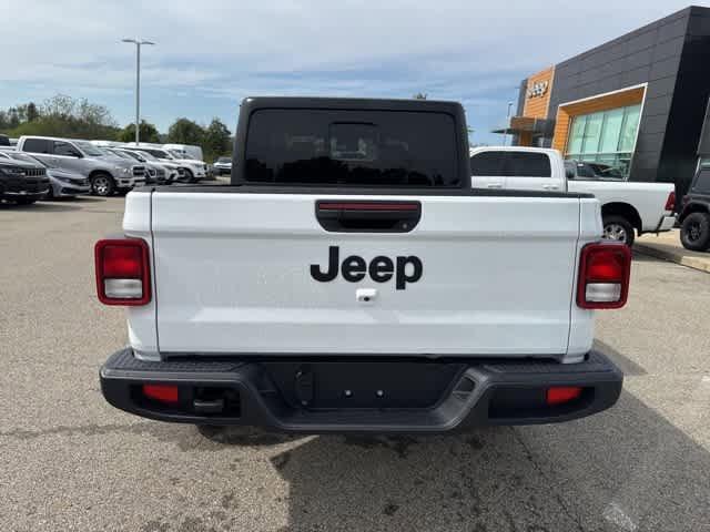 new 2025 Jeep Gladiator car, priced at $45,479
