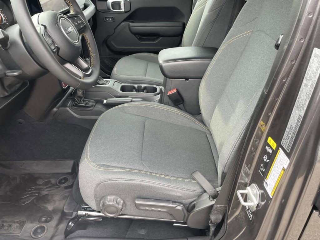 used 2024 Jeep Gladiator car, priced at $37,988