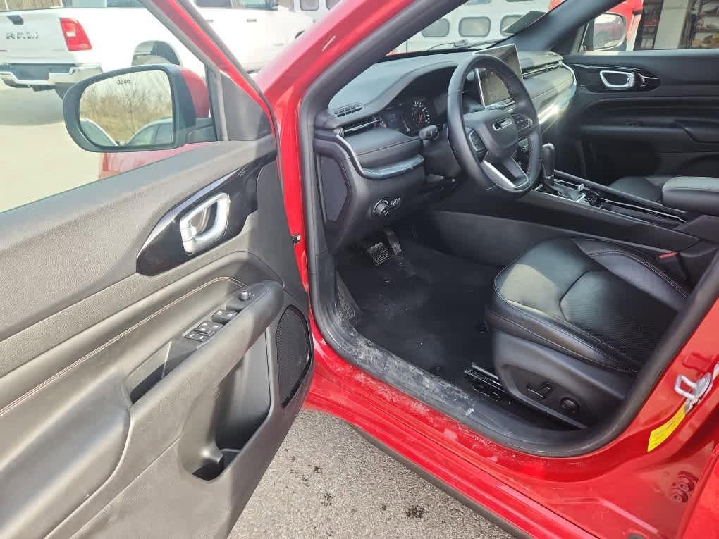 used 2022 Jeep Compass car, priced at $24,998