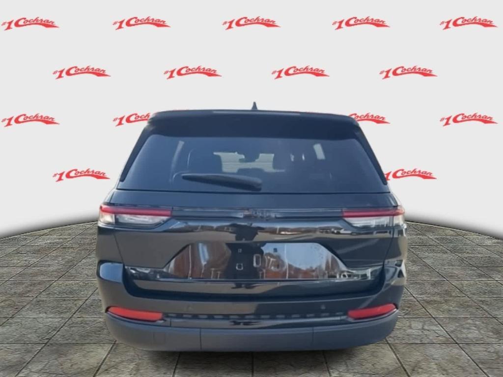 new 2025 Jeep Grand Cherokee car, priced at $43,508