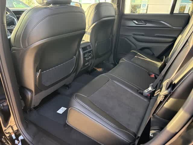 new 2025 Jeep Grand Cherokee car, priced at $43,508