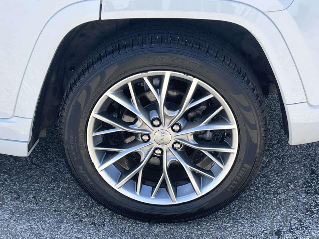 used 2023 Jeep Grand Cherokee car, priced at $40,488