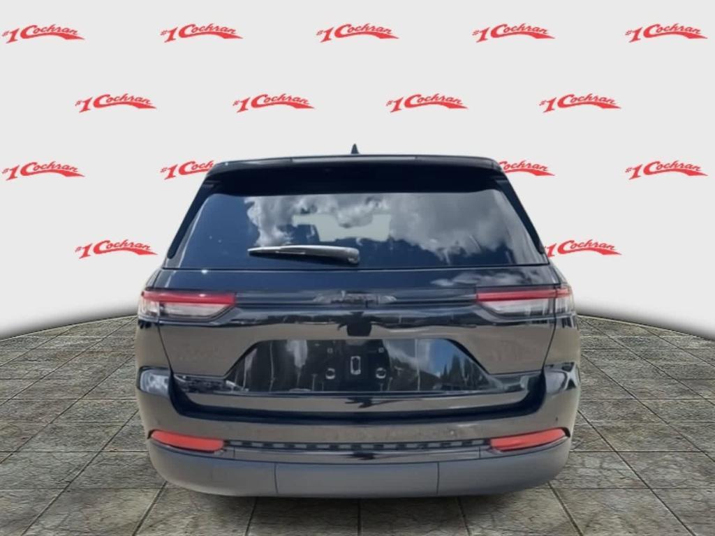 new 2025 Jeep Grand Cherokee car, priced at $41,073