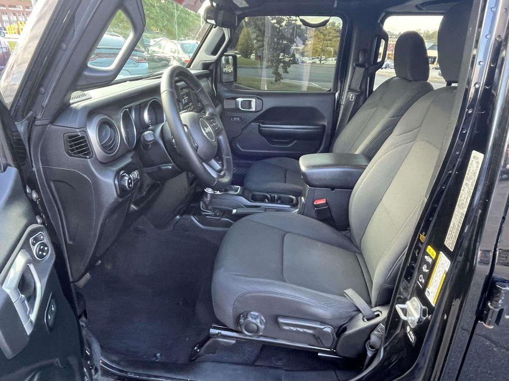 used 2021 Jeep Gladiator car, priced at $25,498