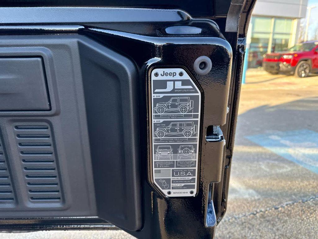 new 2026 Jeep Wrangler car, priced at $40,259