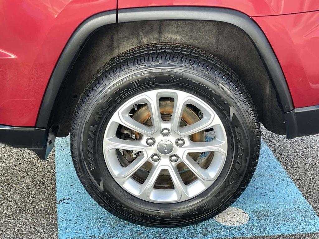 used 2015 Jeep Grand Cherokee car, priced at $13,498