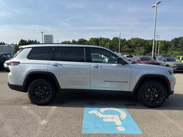 new 2025 Jeep Grand Cherokee L car, priced at $42,208