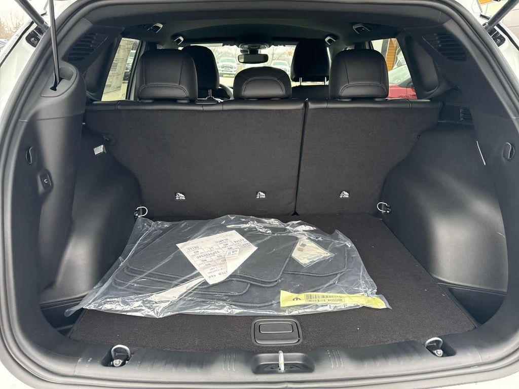 new 2026 Jeep Compass car, priced at $32,438