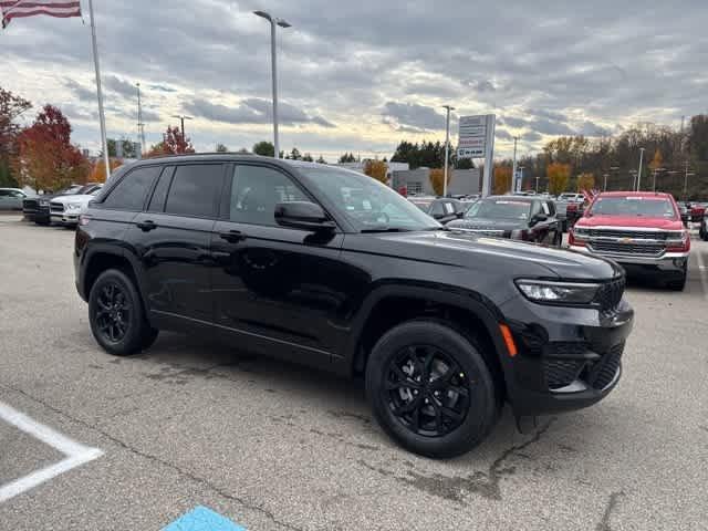 new 2025 Jeep Grand Cherokee car, priced at $43,508