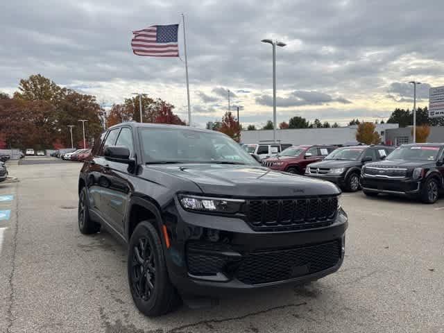 new 2025 Jeep Grand Cherokee car, priced at $43,508