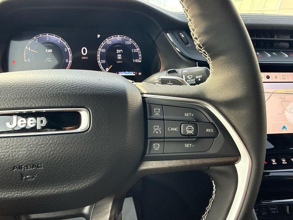 new 2026 Jeep Grand Cherokee car, priced at $48,925