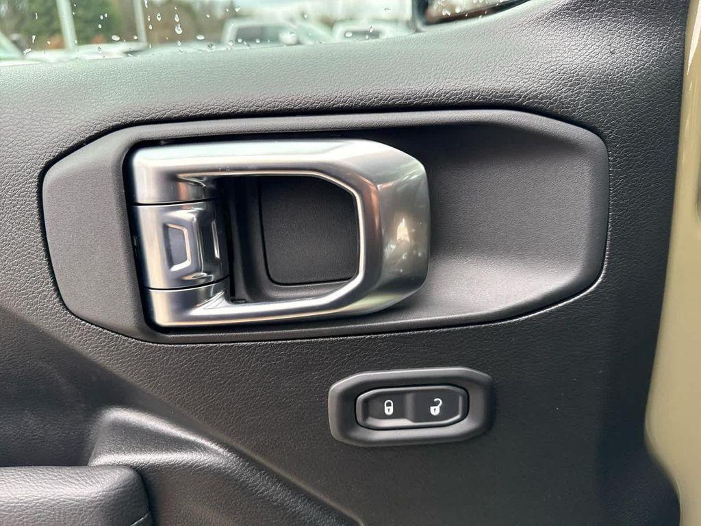 new 2026 Jeep Wrangler car, priced at $43,755