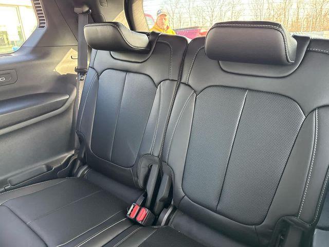new 2026 Jeep Grand Cherokee L car, priced at $50,017