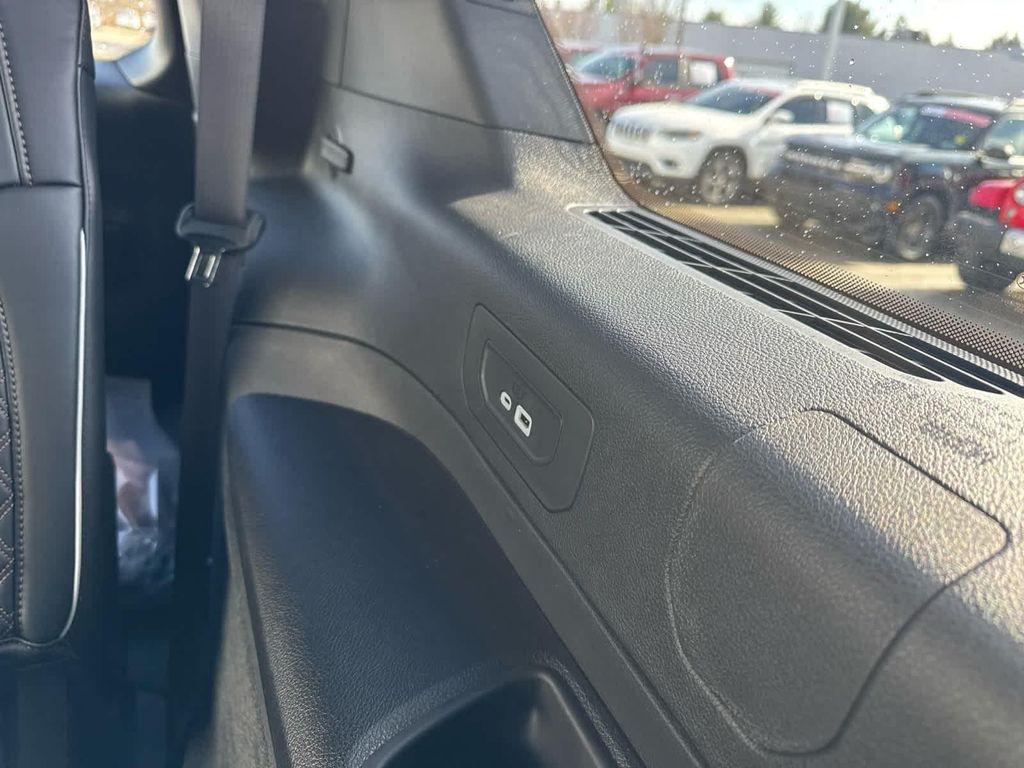 new 2025 Jeep Grand Cherokee L car, priced at $66,823