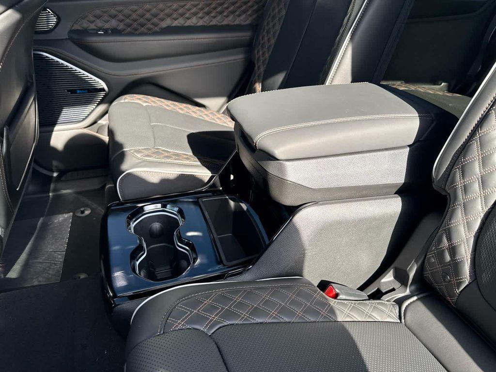 new 2025 Jeep Grand Cherokee L car, priced at $66,823