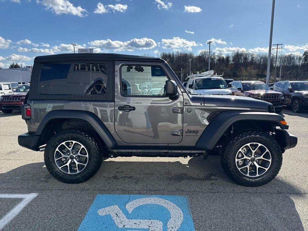 new 2026 Jeep Wrangler car, priced at $46,216