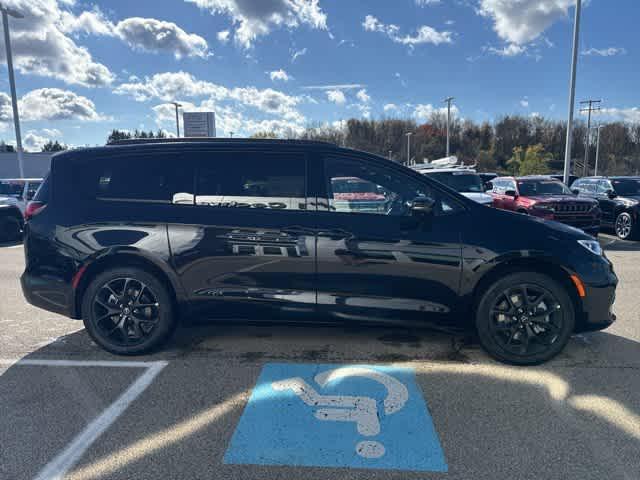 new 2026 Chrysler Pacifica car, priced at $52,731