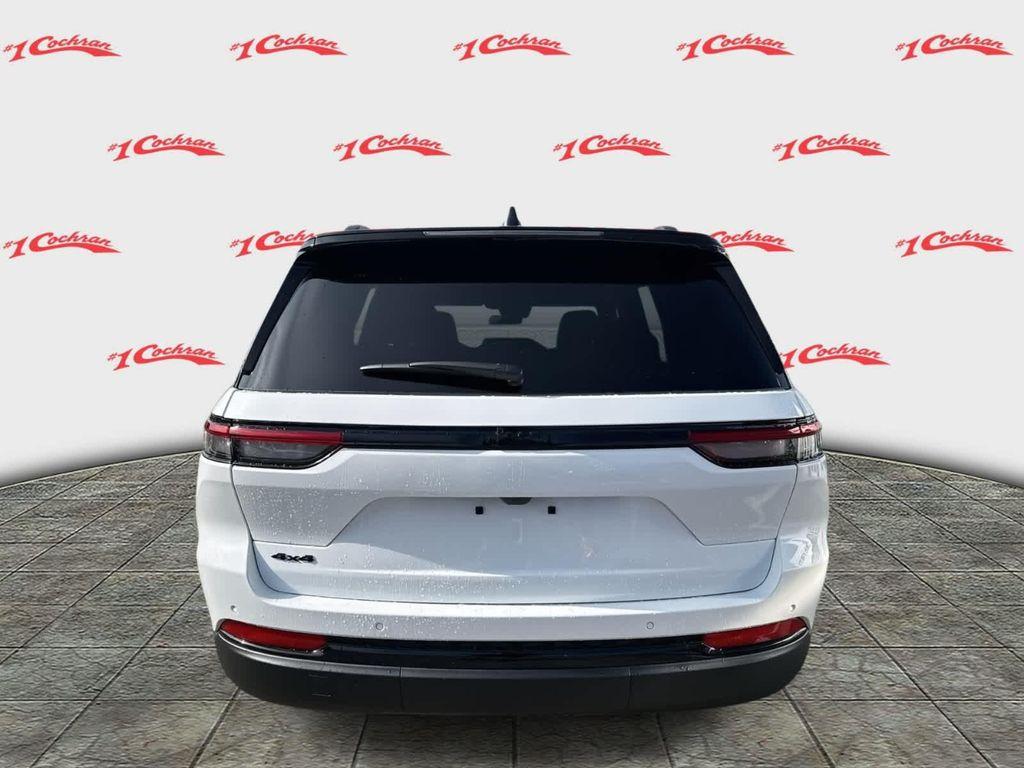 new 2025 Jeep Grand Cherokee car, priced at $50,803