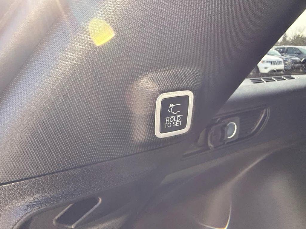 new 2025 Jeep Grand Cherokee car, priced at $50,803