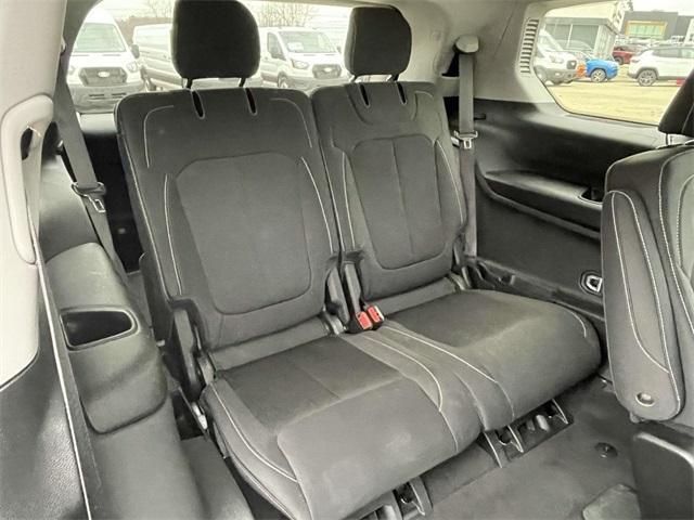 used 2023 Jeep Grand Cherokee L car, priced at $28,998