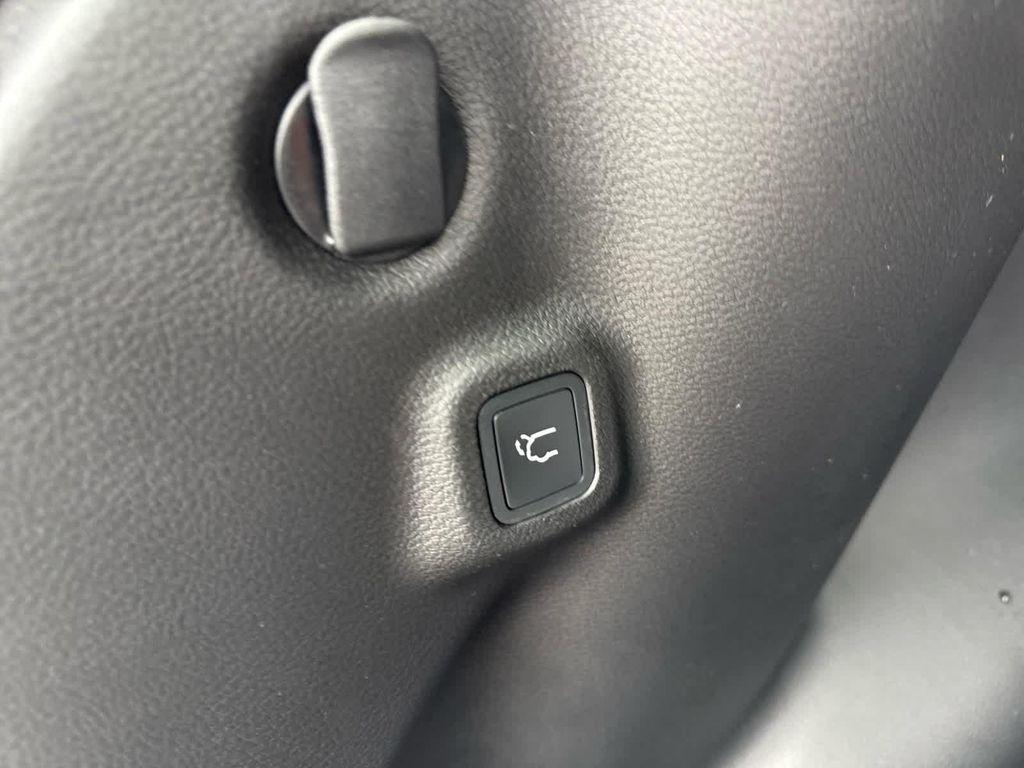 new 2026 Jeep Compass car, priced at $32,993