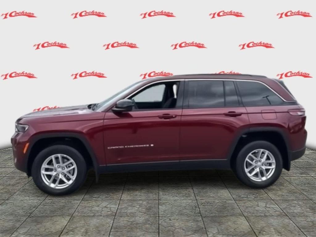 new 2025 Jeep Grand Cherokee car, priced at $41,652
