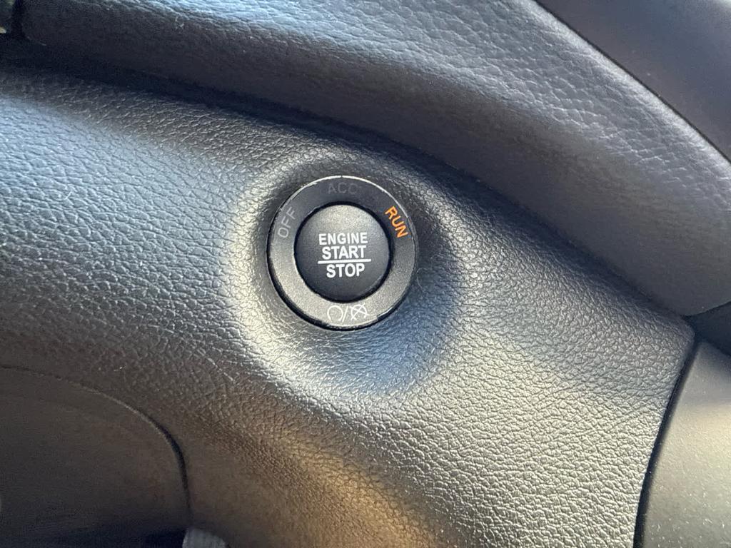 used 2020 Jeep Cherokee car, priced at $16,498