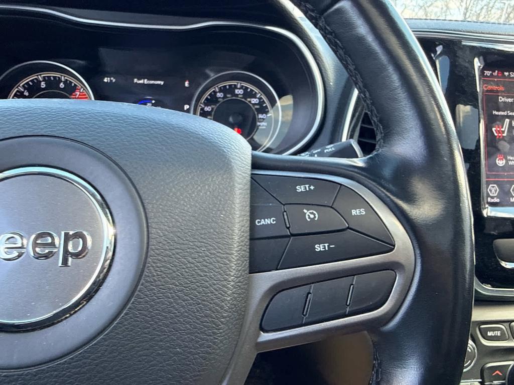 used 2020 Jeep Cherokee car, priced at $16,498