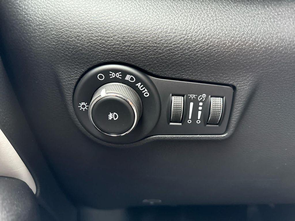 new 2026 Jeep Compass car, priced at $32,398