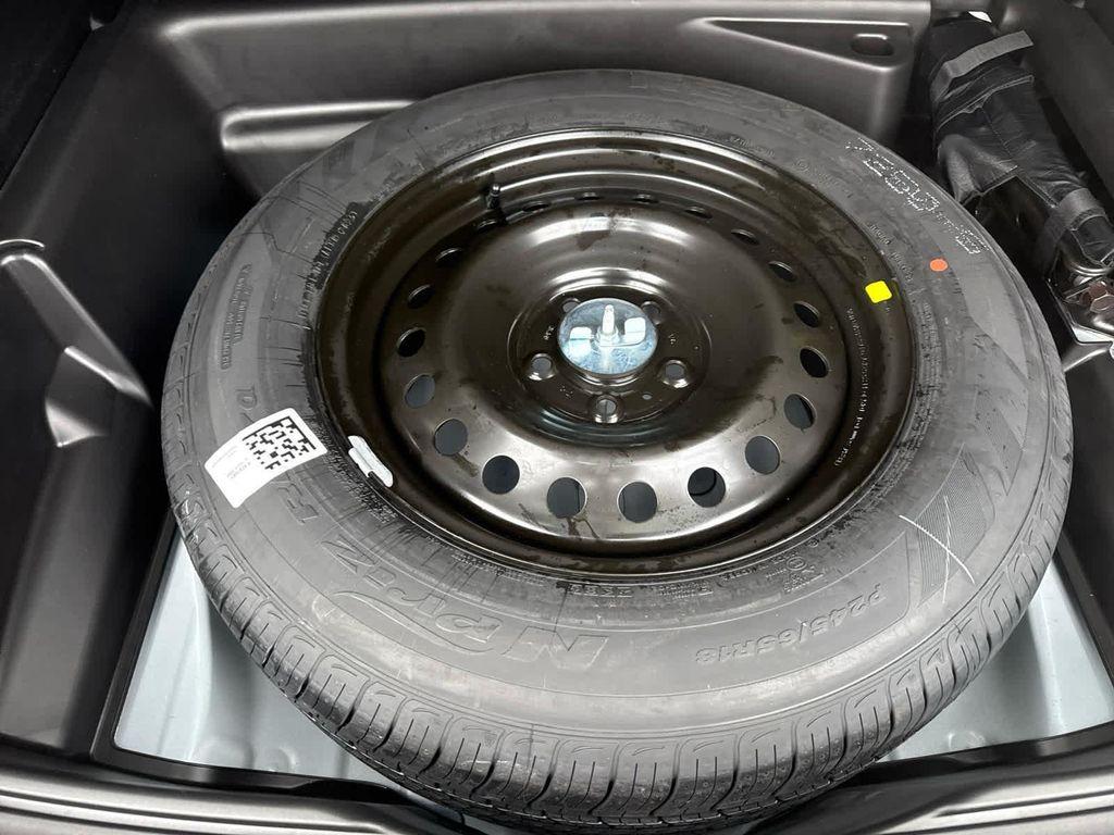 new 2025 Jeep Grand Cherokee car, priced at $54,003