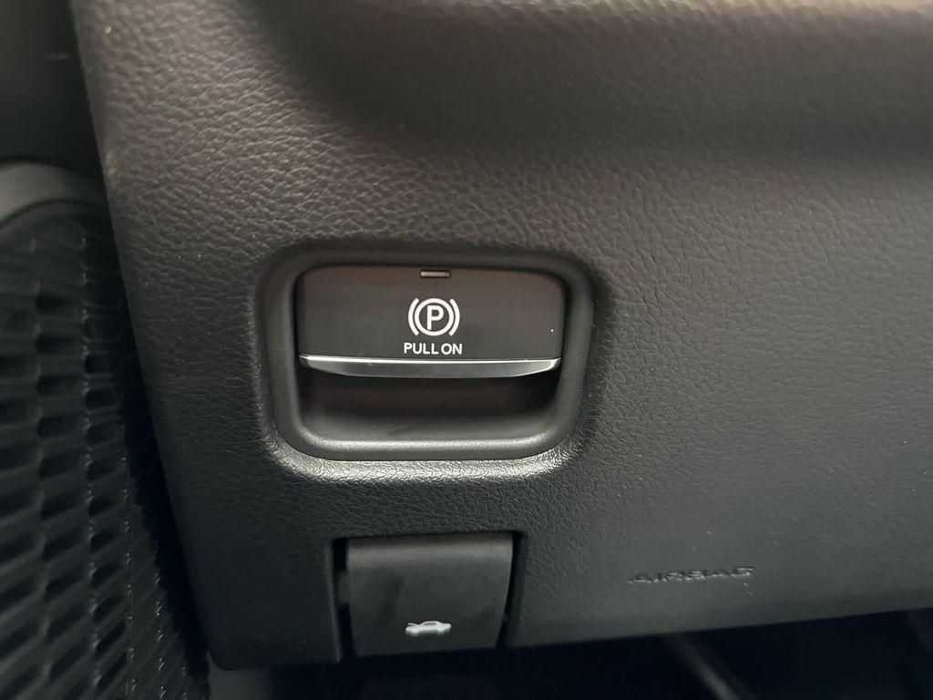 new 2025 Jeep Grand Cherokee car, priced at $54,003