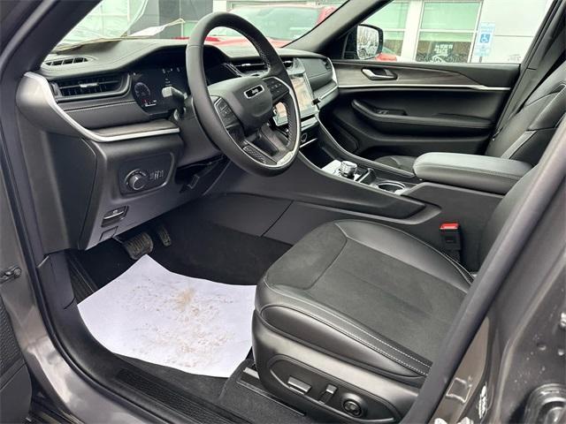 new 2026 Jeep Grand Cherokee car, priced at $47,399